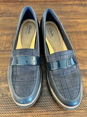 Clarks Sharon Gracie Loafer Size 11 M Navy Leather Uppers